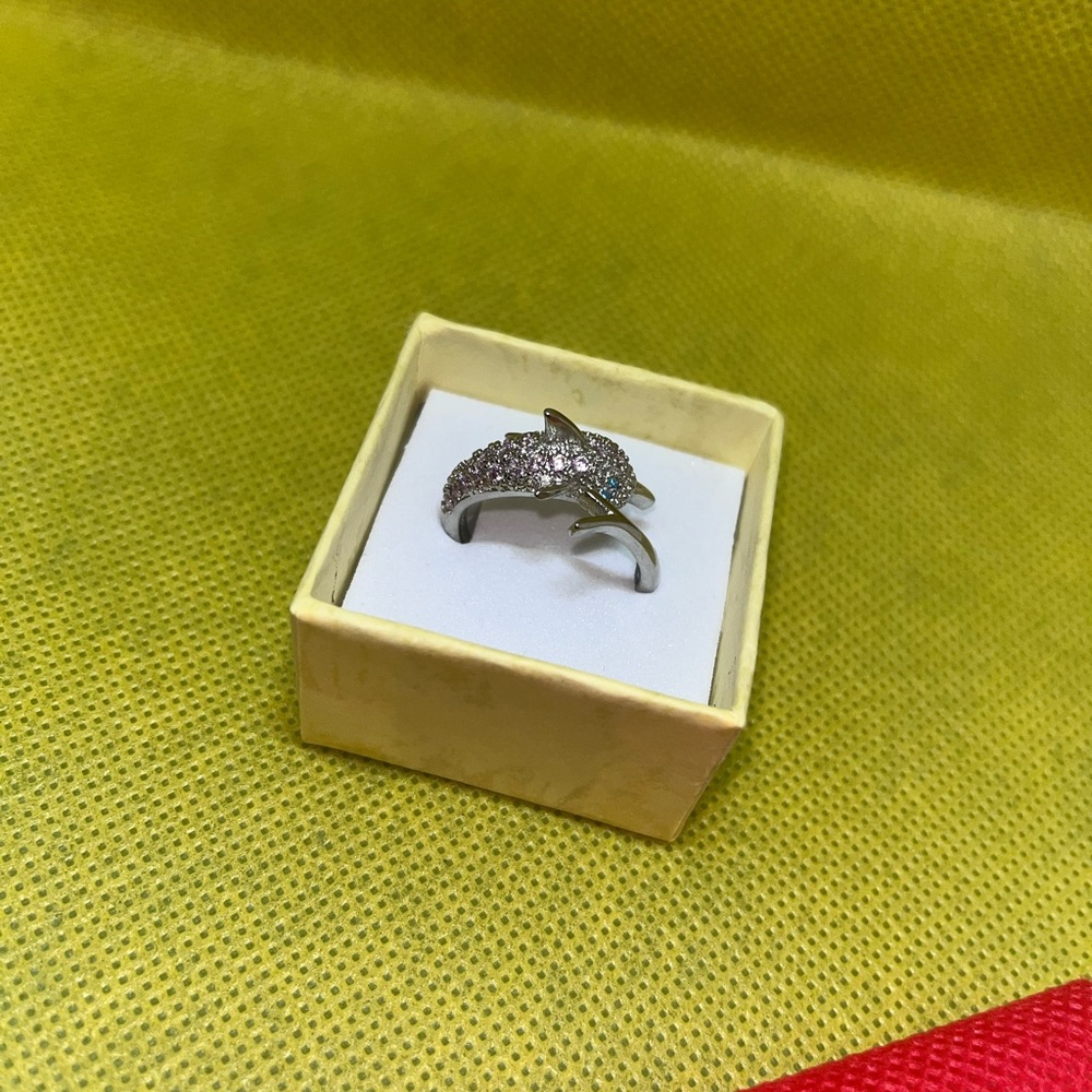 Dolphin ring - Picture 3 of 5